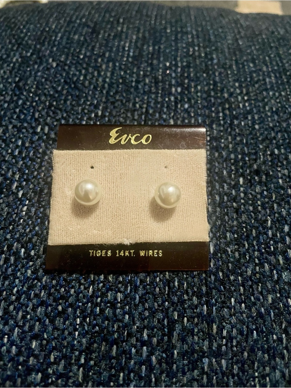 New Vintage Evco Classic White Pearl Stud Earrings - 14kt Wires